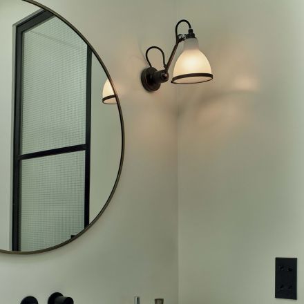 Badkamerlamp No 304 van Lampe Gras
