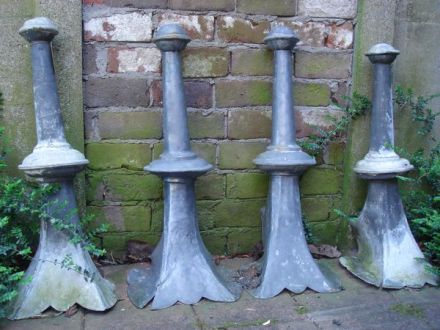 Zinken ornament 3x  uit 1887