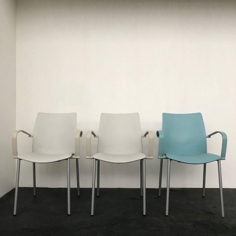Eetkamer/bureaustoel Global jaren 80