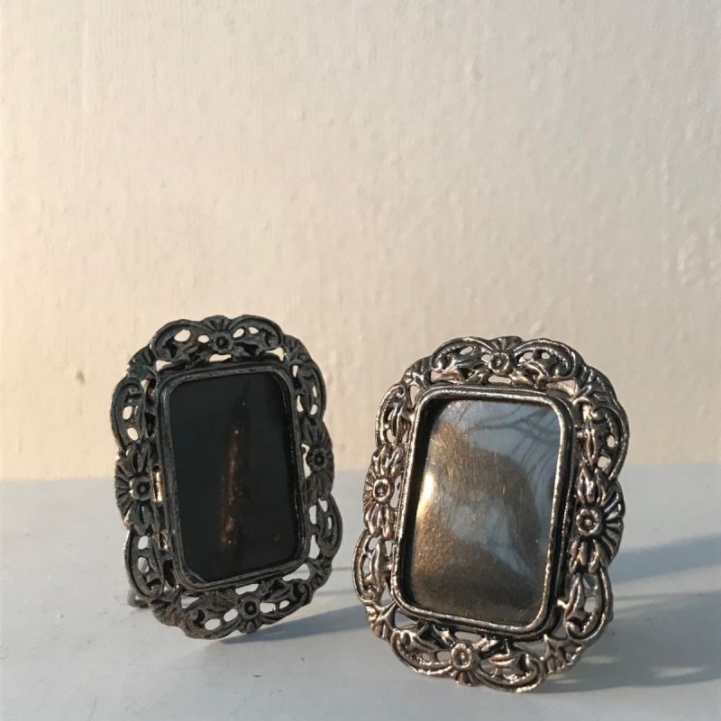 2x mini verzilverde fotolijstjes