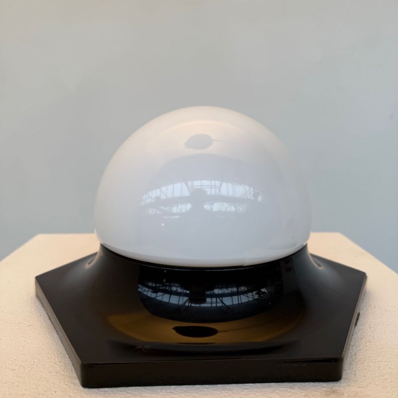 Plafond/wandlamp zwart glanzend jaren 60/70