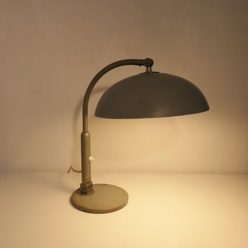 Hala bureaulamp, Bauhaus jaren '30
