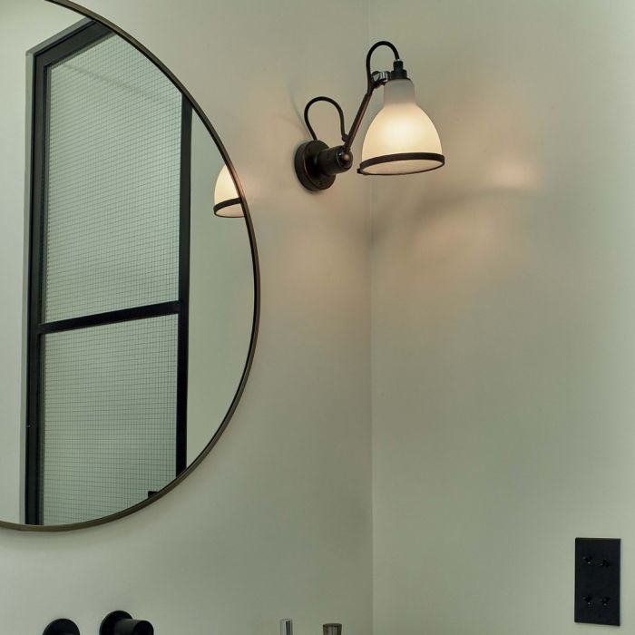 Badkamerlamp No 304 van Lampe Gras
